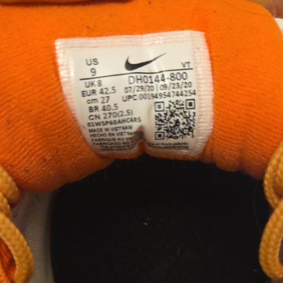 Nike Orange Air Max 90 Athletic Shoes - Picture 2 of 15